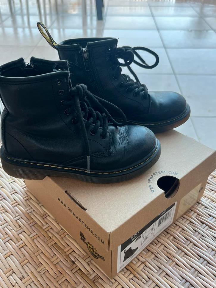 Dr. Martens zwarte Kinderlaarzen Maat 29 schoenen, Kinderen en Baby's, Kinderkleding | Schoenen en Sokken, Zo goed als nieuw, Laarzen