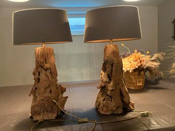 Set stoere lampen met boomstamvoet en incl kap beschikbaar voor biedingen