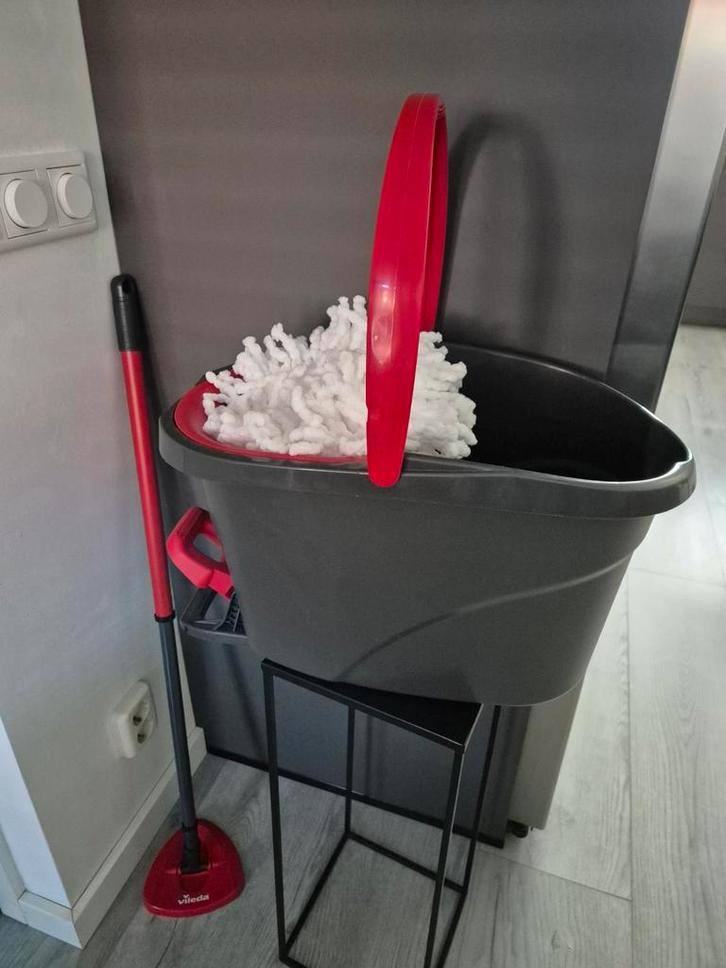 Vileda Easy Wring & Clean spinmop, Huis en Inrichting, Schoonmaakartikelen, Dweilemmer, -bak, of -wagen, Ophalen