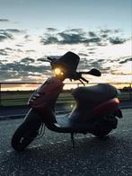 Zip 80 cc, Fietsen en Brommers, Scooters | Piaggio, Ophalen, Maximaal 45 km/u, Zip, Zo goed als nieuw
