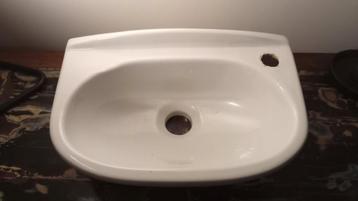 Fonteintje voor toilet Sphinx beschikbaar voor biedingen