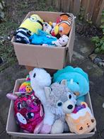 Partij van 65 knuffels bekende en onbekende figuren, Diversen, Rommelmarktspullen, Ophalen, Zo goed als nieuw
