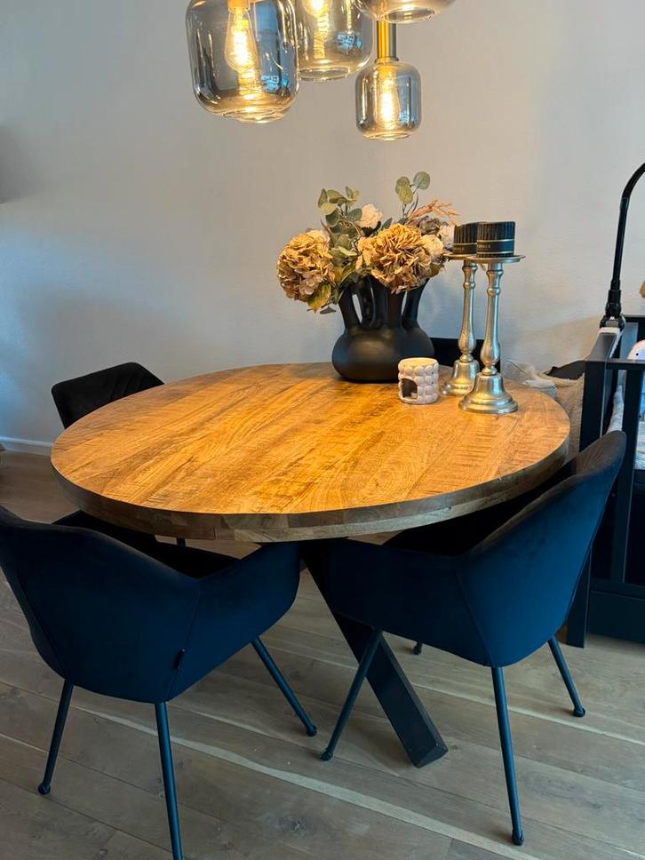 Riverdale zwarte velvet eetkamerstoelen - set van 4, Huis en Inrichting, Stoelen, Zo goed als nieuw, Vier, Metaal, Zwart, Ophalen of Verzenden