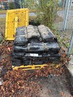 GRATIS pallet dakbedekking, Doe-het-zelf en Verbouw, Dakpannen en Dakbedekking, Ophalen, Steen of Klei, Zwart, 15 m² of meer