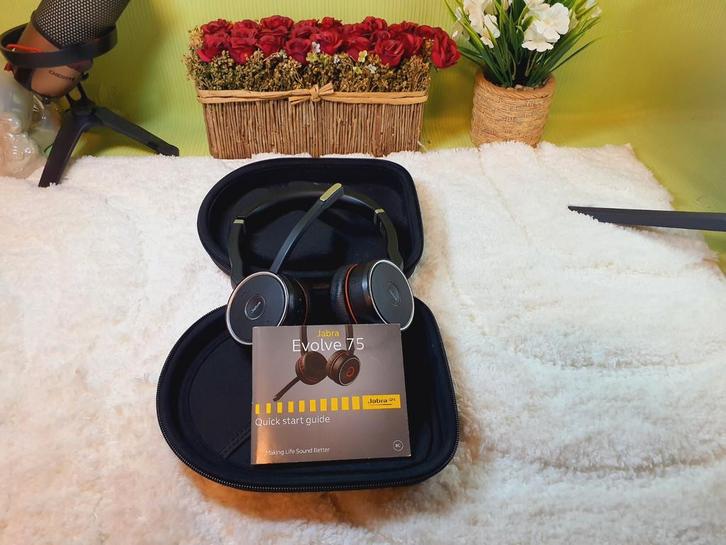 Jabra Evolve 75 Draadloze Headset - Zo goed als nieuw!, Audio, Tv en Foto, Koptelefoons, Zo goed als nieuw, Op oor (supra aural)