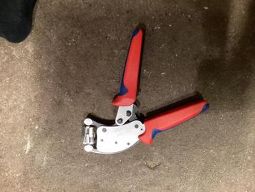 Adereinhulstang knipex beschikbaar voor biedingen