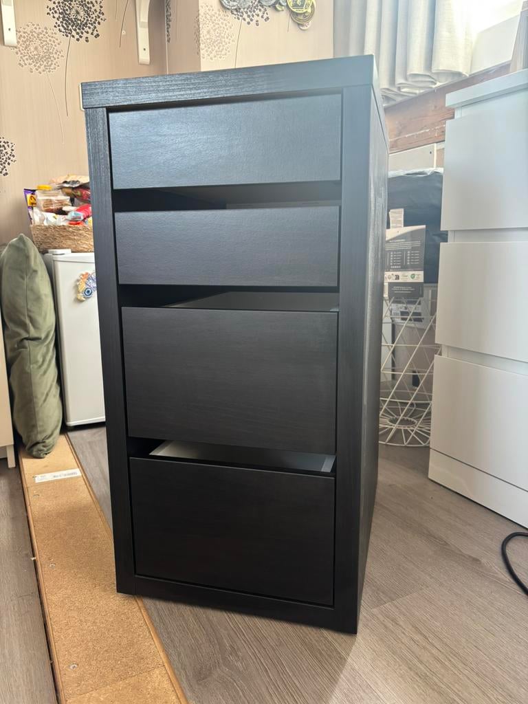 Ladeblok met 4 lades (Ikea) zwartbruin, Ophalen, Minder dan 50 cm, Zo goed als nieuw, 3 of 4 laden