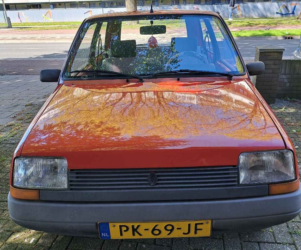 Renault 5 1.1 TL 1986 Rood, Voorwielaandrijving, Beige, 4 cilinders, Origineel Nederlands