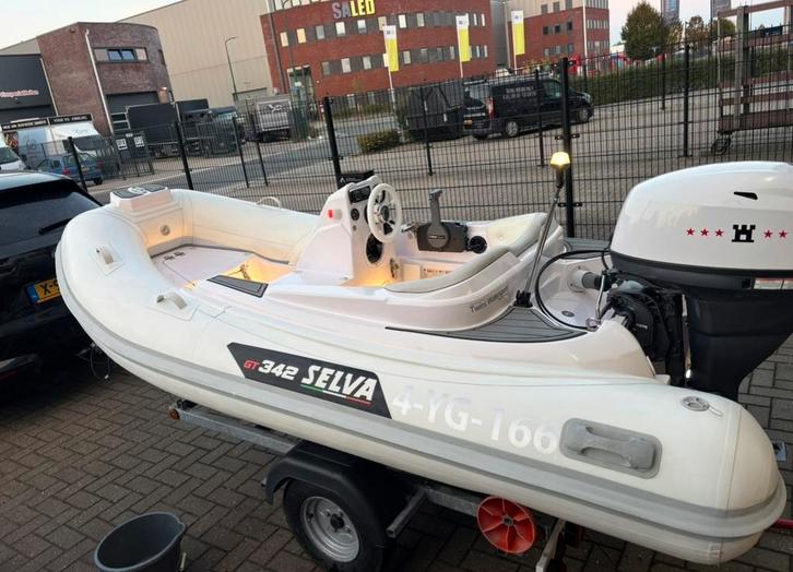 Rubberboot, Watersport en Boten, Rubberboten, Zo goed als nieuw, Overige merken, Minder dan 70 pk, Benzine, Ophalen of Verzenden