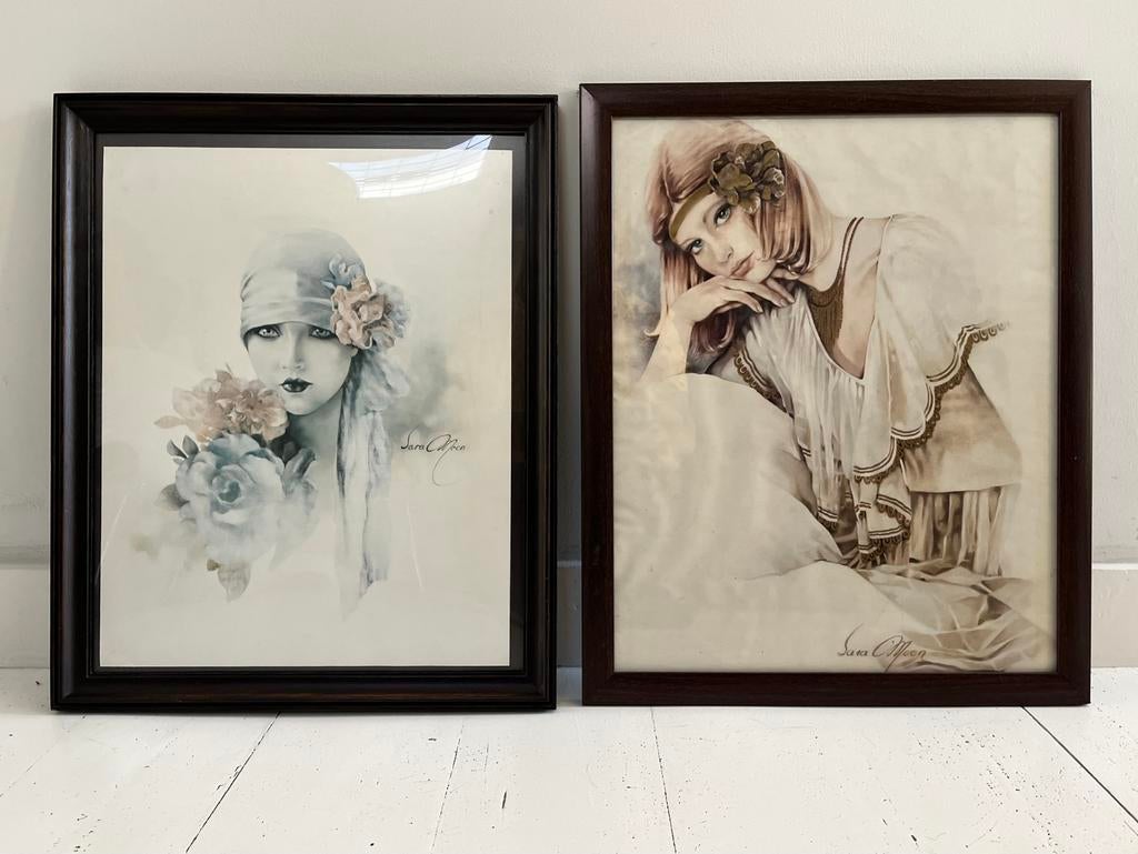 2 posters Sara Moon, Ophalen