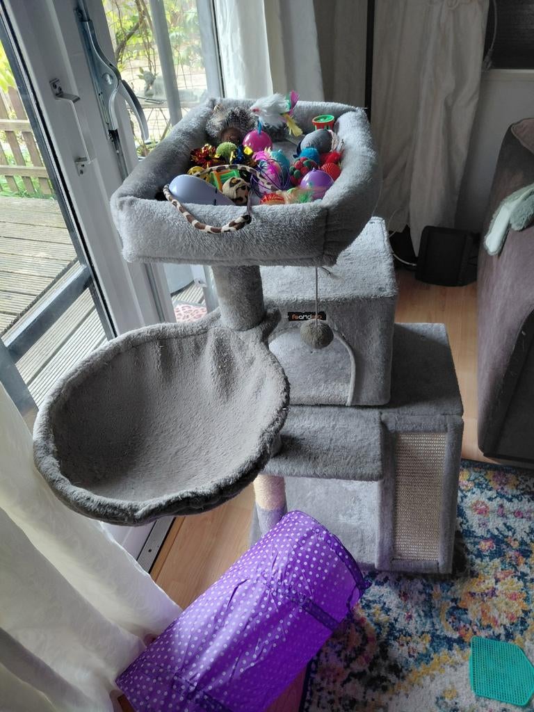 Katten krabpaal, Dieren en Toebehoren, Kattenspeelgoed, Ophalen of Verzenden, Zo goed als nieuw, Overig speelgoed