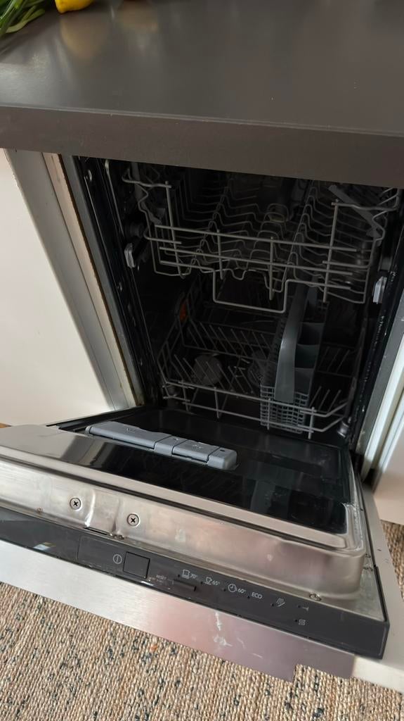 Ikea 45 Cm Inbouw diswasher, Witgoed en Apparatuur, Vaatwasmachines, Zo goed als nieuw, Inbouw, Minder dan 85 cm, Ophalen