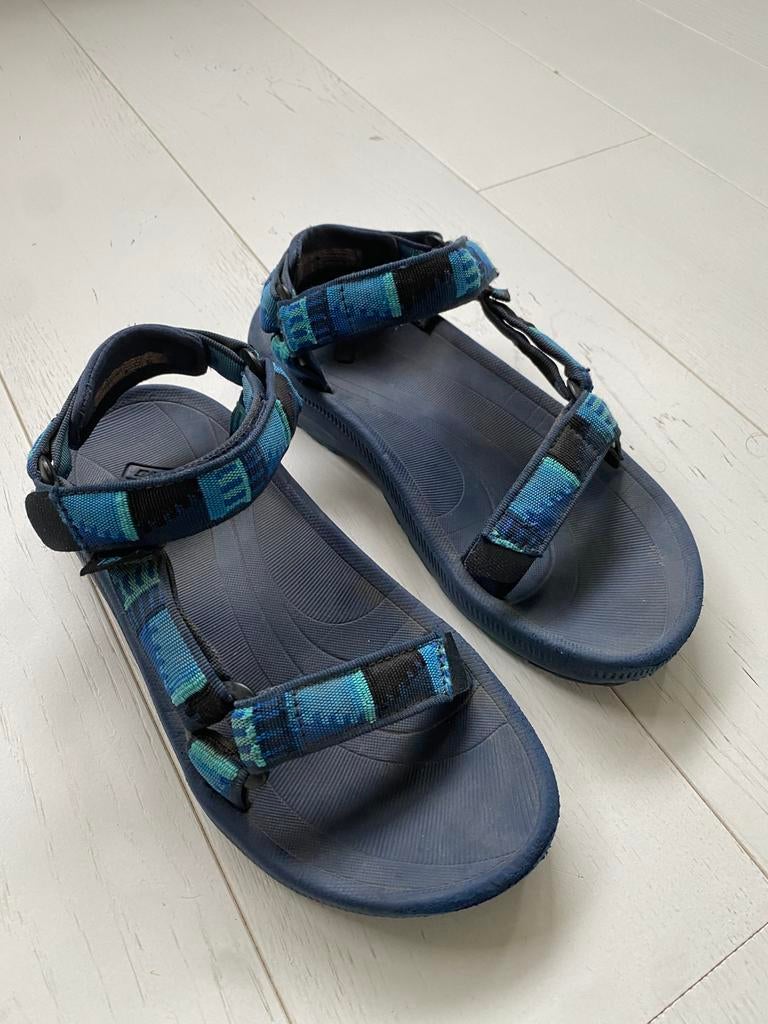 Teva sandalen maat 38, Ophalen of Verzenden, Zo goed als nieuw, Jongen of Meisje, Overige typen