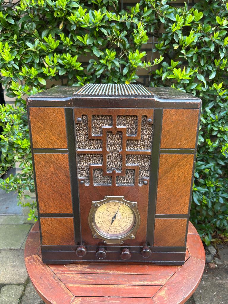 Prachtige Art Deco Tombstone Radio, Arcatone 134 uit 1935, Antiek en Kunst, Ophalen
