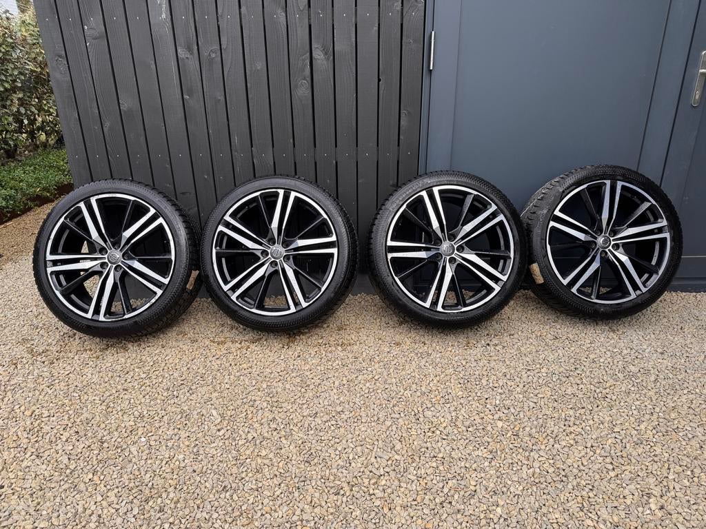 Originele Volvo XC60 21 inch Continental winterbanden 6/7mm, Ophalen, Gebruikt, Overige, Banden en Velgen