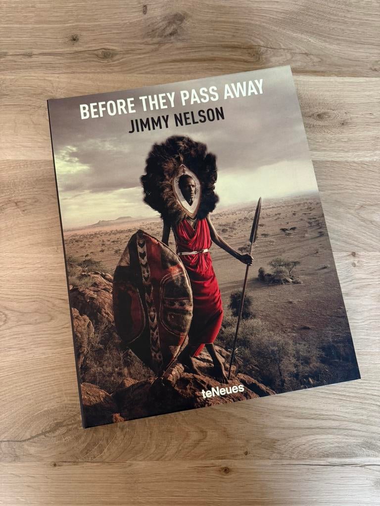 Before They Pass Away Jimmy Nelson coffee table book, Boeken, Ophalen of Verzenden, Zo goed als nieuw