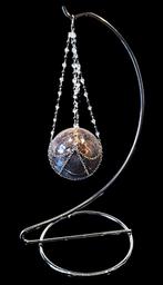 Versteend houten bol op zilveren standaard, Ophalen of Verzenden, Mineraal