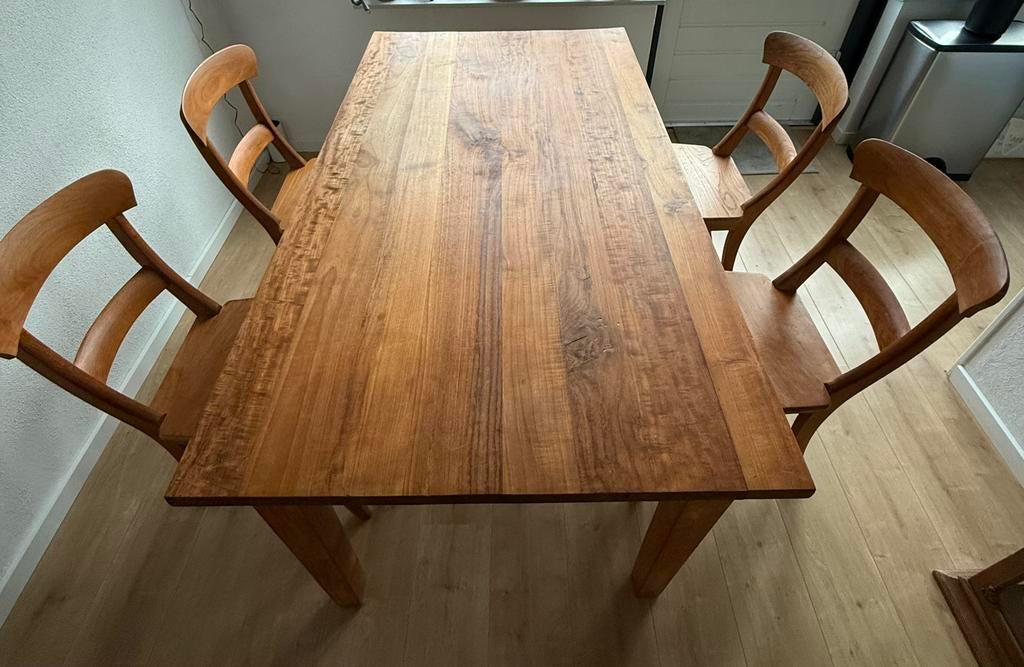 Eikenhouten tafel met 4 bijpassende stoelen, Huis en Inrichting, Tafels | Eettafels, Ophalen, Eikenhout, 50 tot 100 cm, Zo goed als nieuw