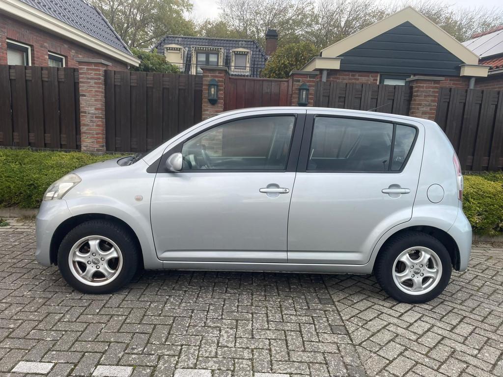 Subaru Justy / Daihatsu sirion 1.0 Comfort 5drs AIRCO ISOFIX, Auto's, Subaru, Voorwielaandrijving, Justy, Gebruikt, Bedrijf