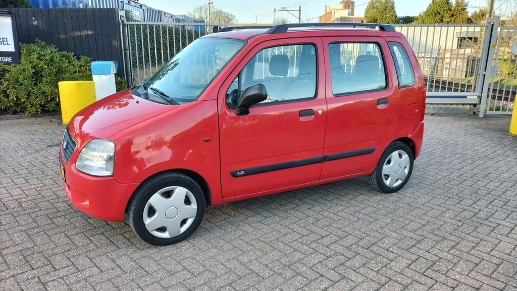 Suzuki Wagon R+ 1.3 AUTOMAAT , apk & nap, Auto's, Suzuki, Stof, 40 €/maand, 4 cilinders, 905 kg