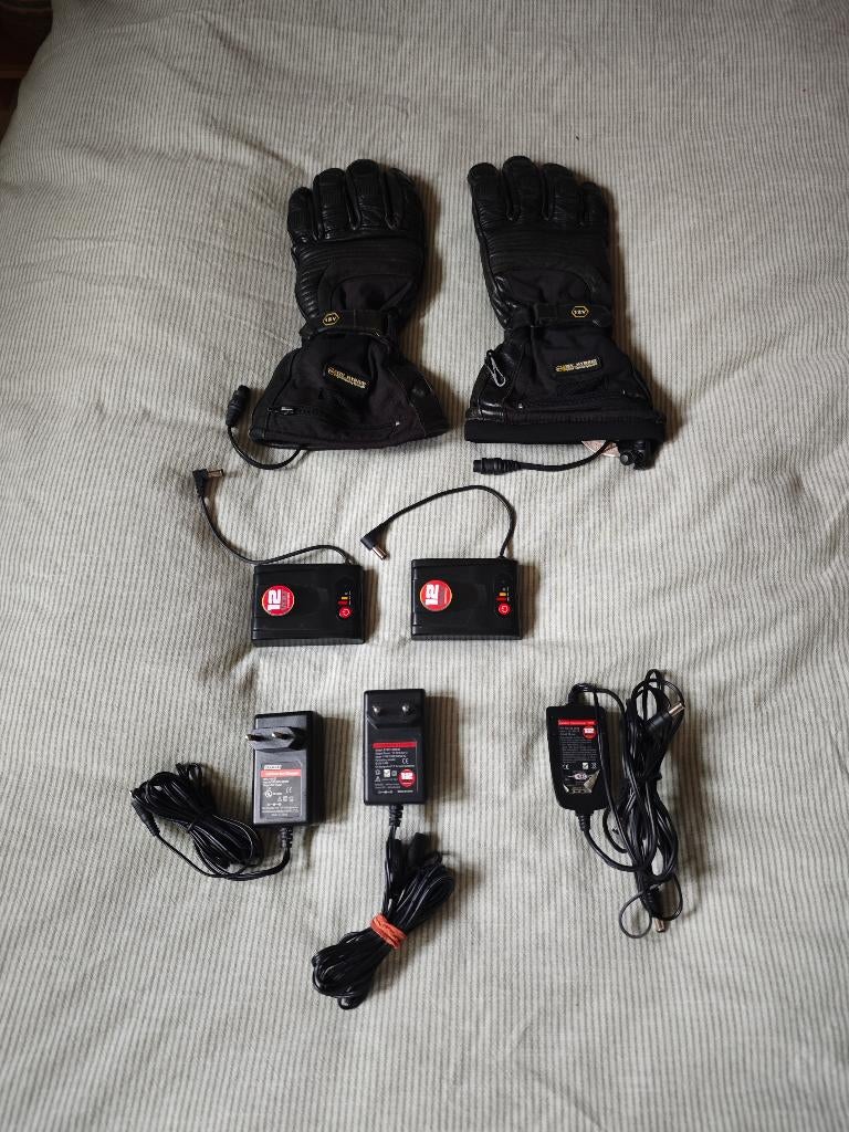 Gerbing’s verwarmde motorhandschoenen 12V DamesXS met accu's, Motoren, Kleding | Motorkleding, Handschoenen, Dames, Tweedehands