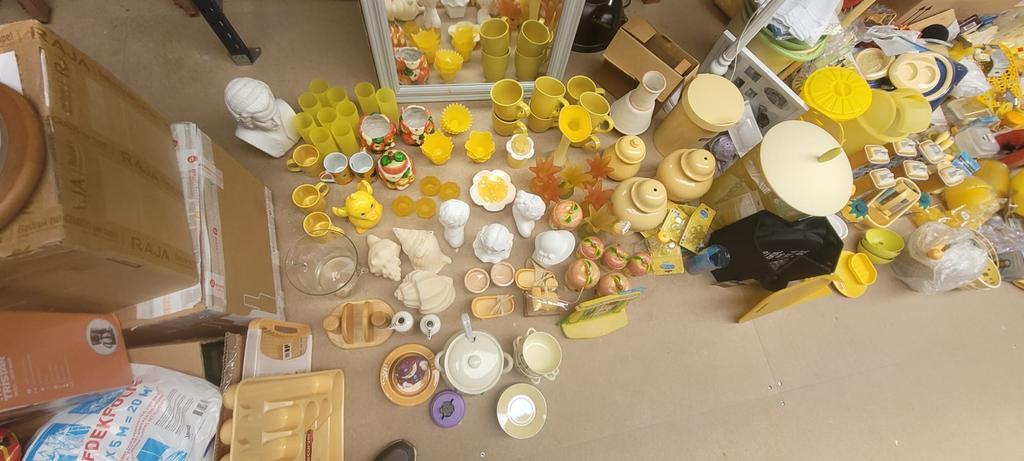 Rommelmarkt spullen, Ophalen, Nieuw