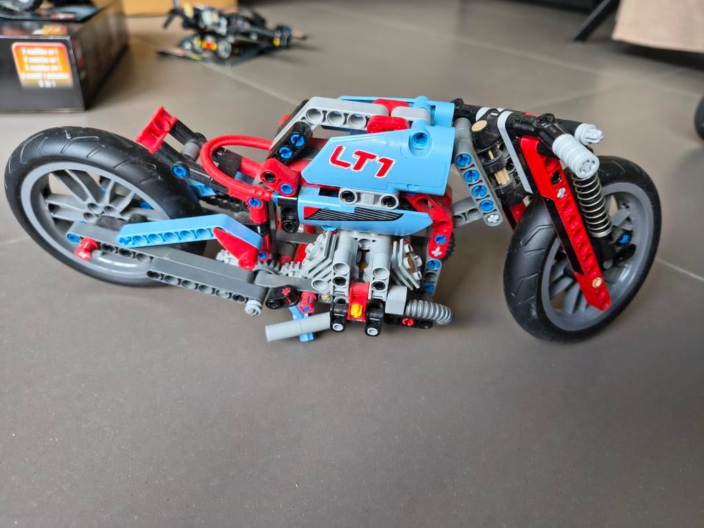 Lego Technic 42036 motor, Lego, Ophalen of Verzenden, Zo goed als nieuw, Inclusief doos