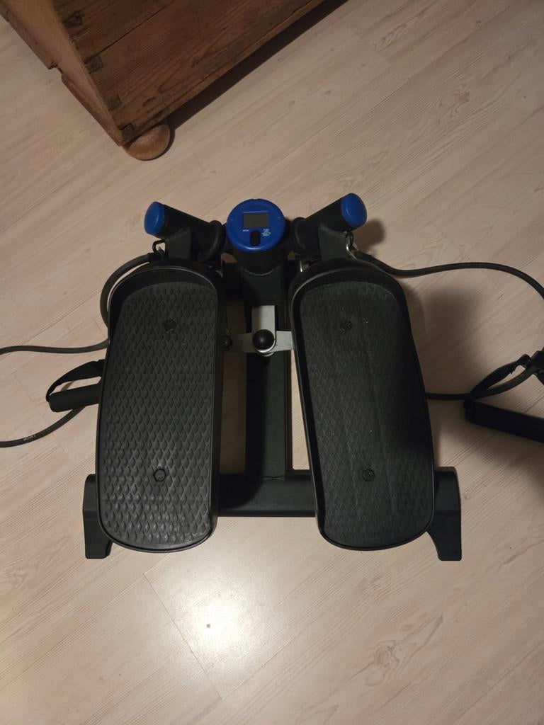 Step apparaat, Sport en Fitness, Fitnessmaterialen, Ophalen, Zo goed als nieuw, Benen, Overige typen