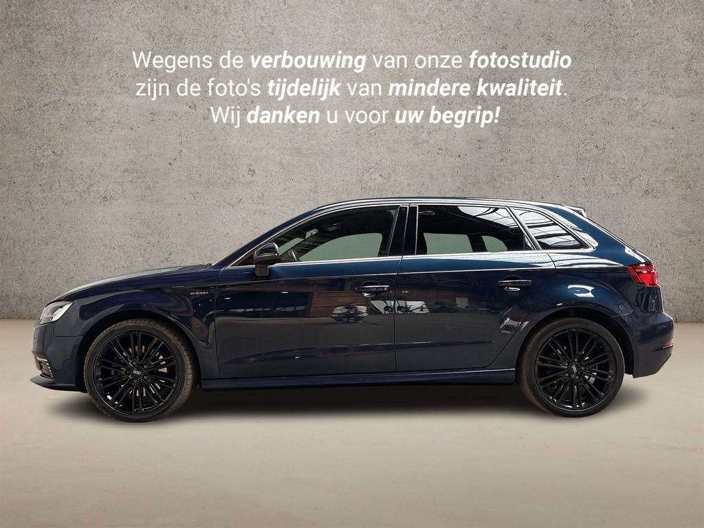Audi A3 Sportback 1.4 e-tron Sport 204Pk Automaat (VIRTUAL C, Auto's, Stof, Gebruikt, 4 cilinders, Blauw