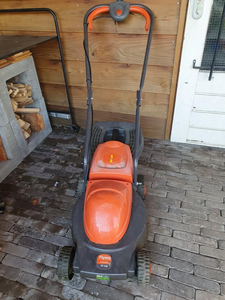 Flymo RE 330 Elektrische Grasmaaier, Ophalen, Cirkelmaaier, Gebruikt, Elektrische grasmaaier