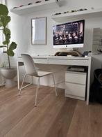Ikea Micke bureau met witte bureaustoel, Huis en Inrichting, Bureaus, Ophalen, Gebruikt