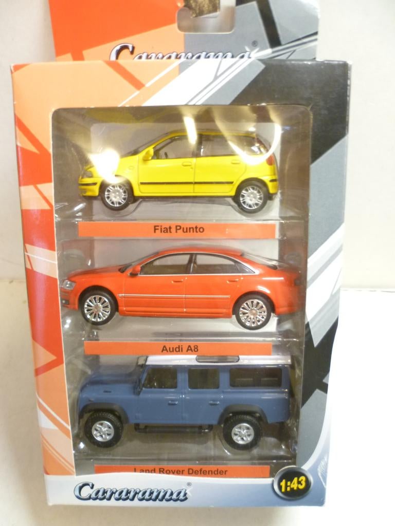 Cararama set Fiat Punto Audi A8 Landrover Defender 1:43 auto, Hobby en Vrije tijd, Modelauto's | 1:43, Ophalen of Verzenden, Nieuw