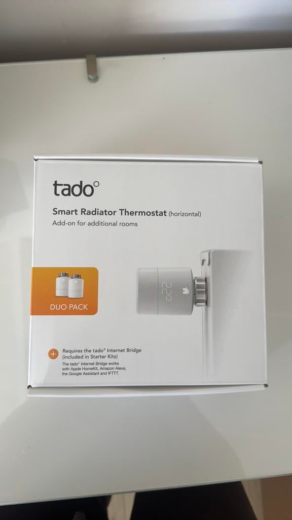 Tado smart radiator thermostat, Ophalen of Verzenden, Zo goed als nieuw