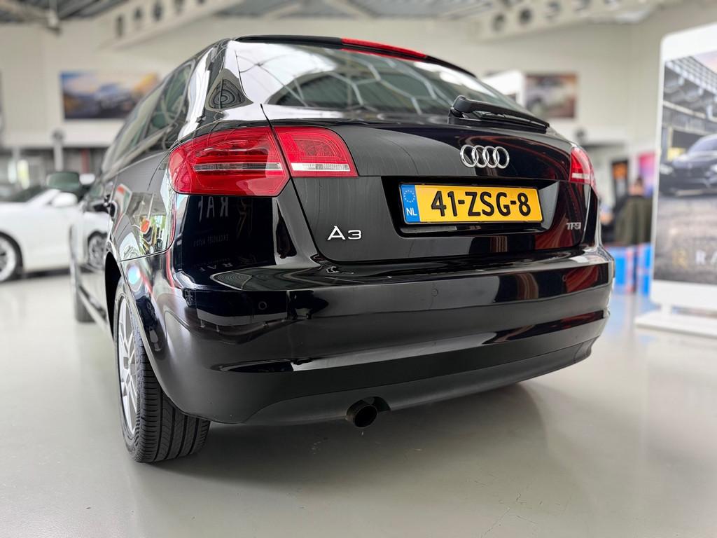 Audi A3 Sportback 1.2 TFSI Attraction Advance, Auto's, Euro 5, Stof, Gebruikt, Zwart