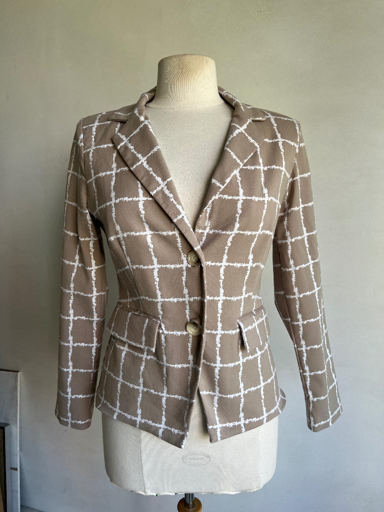 helena hart blazer beige wit maat XS, Verzenden, Beige, Helena Hart, Zo goed als nieuw
