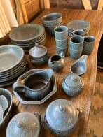 Uitgebreid Bunzlau servies uit Polen (Bolesławiec), Ophalen, Gebruikt, Keramiek, Overige stijlen