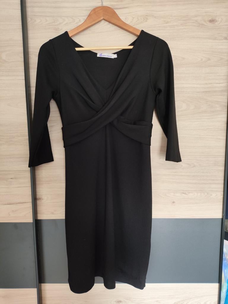 Zwart zwangerschaps jurkje met overslag detail - Queen mum, Kleding | Dames, Positiekleding, Zo goed als nieuw, Jurk, Maat 36 (S)