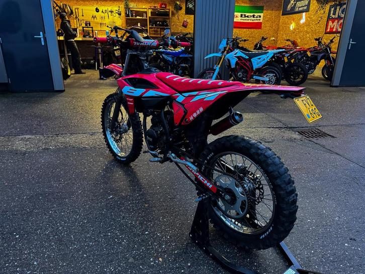 Beta RR 50 Enduro in Topstaat!, Fietsen en Brommers, Brommers | Derbi, Zo goed als nieuw, Maximaal 45 km/u, Ophalen of Verzenden