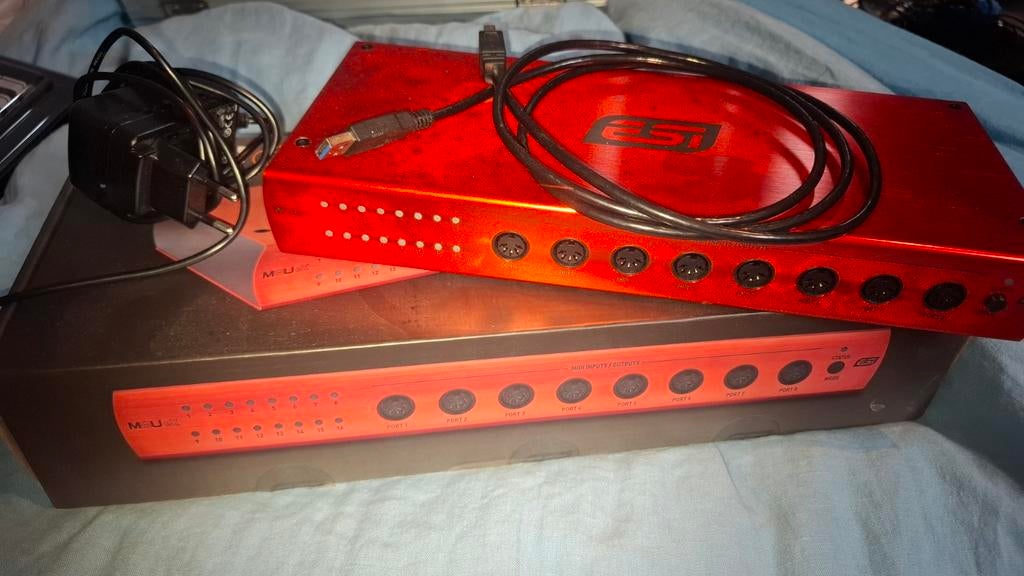 ESI M8U eX USB MIDI Interface - 8 In/8 Out, Ophalen of Verzenden, Zo goed als nieuw