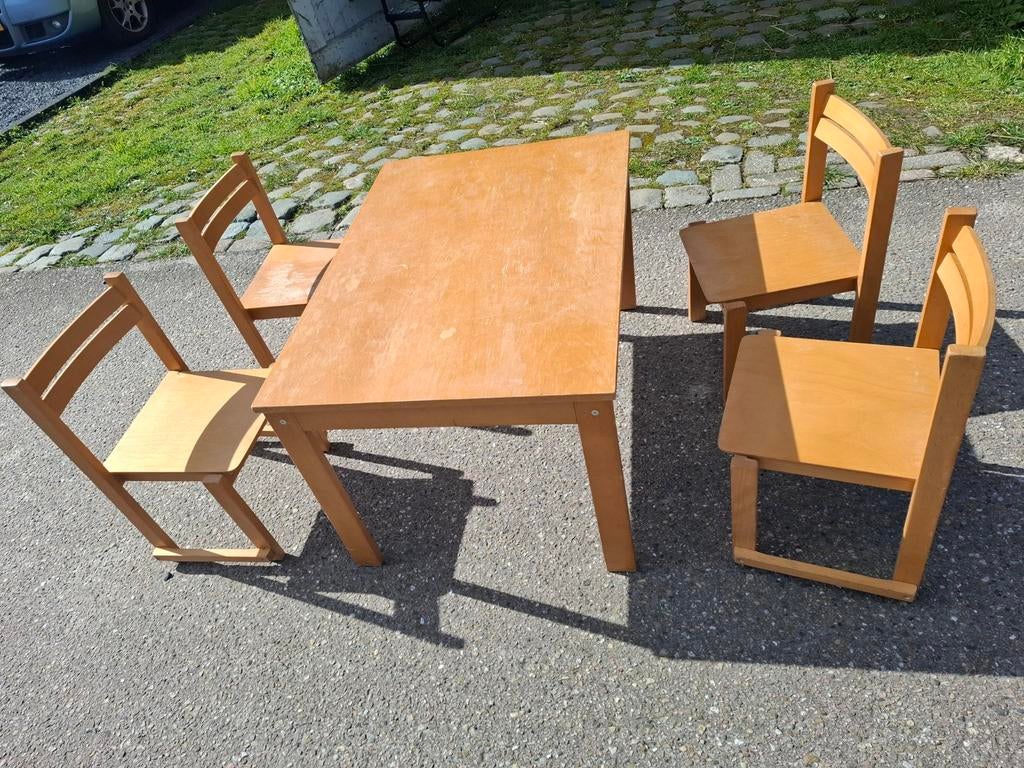 Kindertafel met 4 stoelen, Ophalen, Gebruikt, Tafel(s) en Stoel(en)