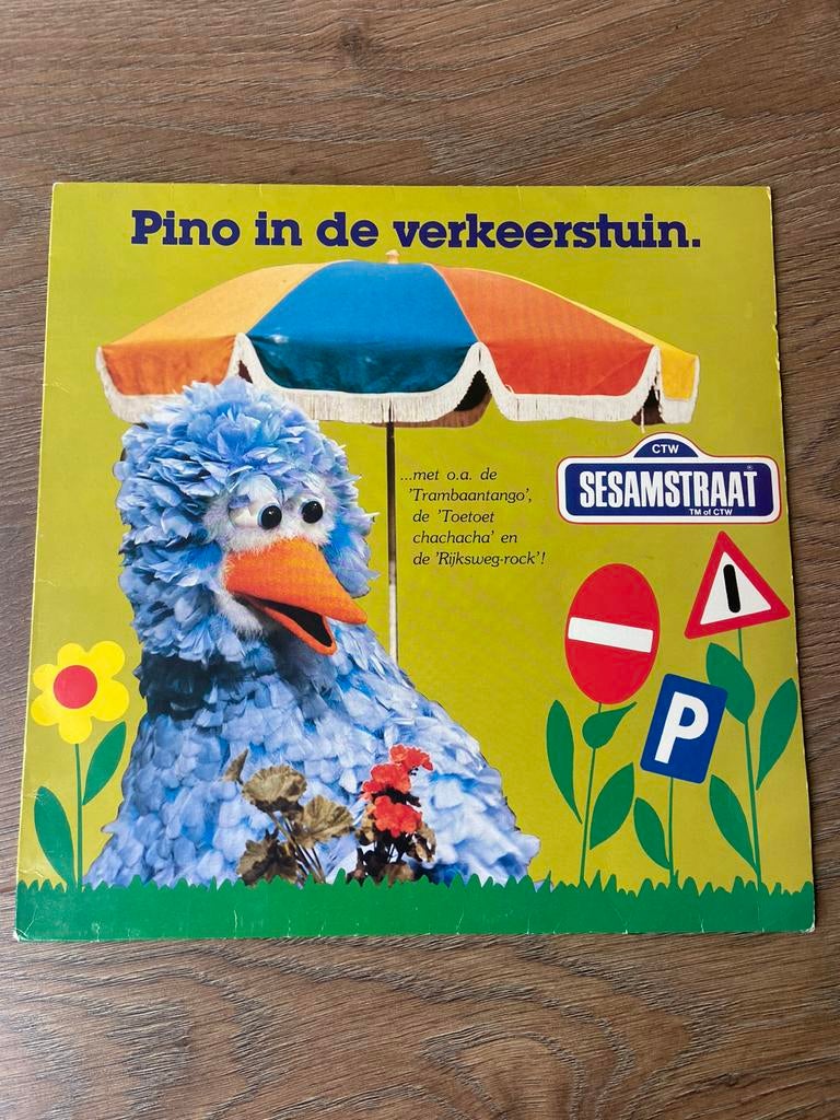 Vinyl lp sesamstraat Pino in de verkeerstuin, Cd's en Dvd's, Vinyl | Kinderen en Jeugd, Ophalen, Gebruikt, Verhaal of Sprookje