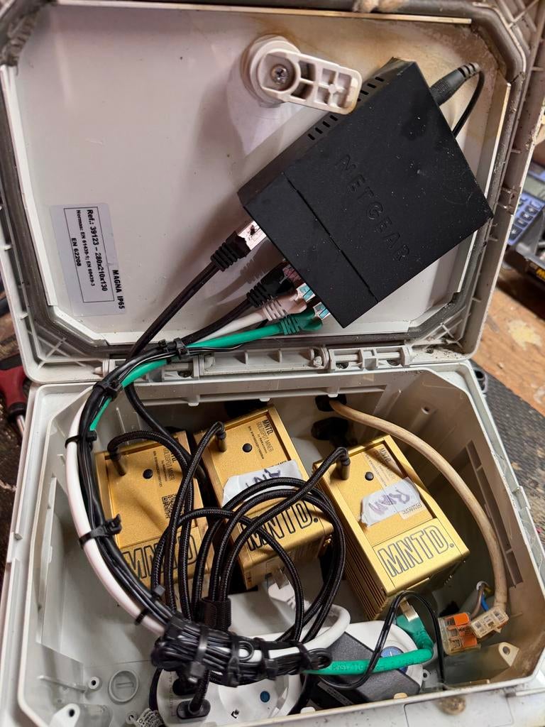 MNTD RAK Gold Helium Hotspot met 8dBi Antenne 3x, Ophalen, Gebruikt, Toebehoren