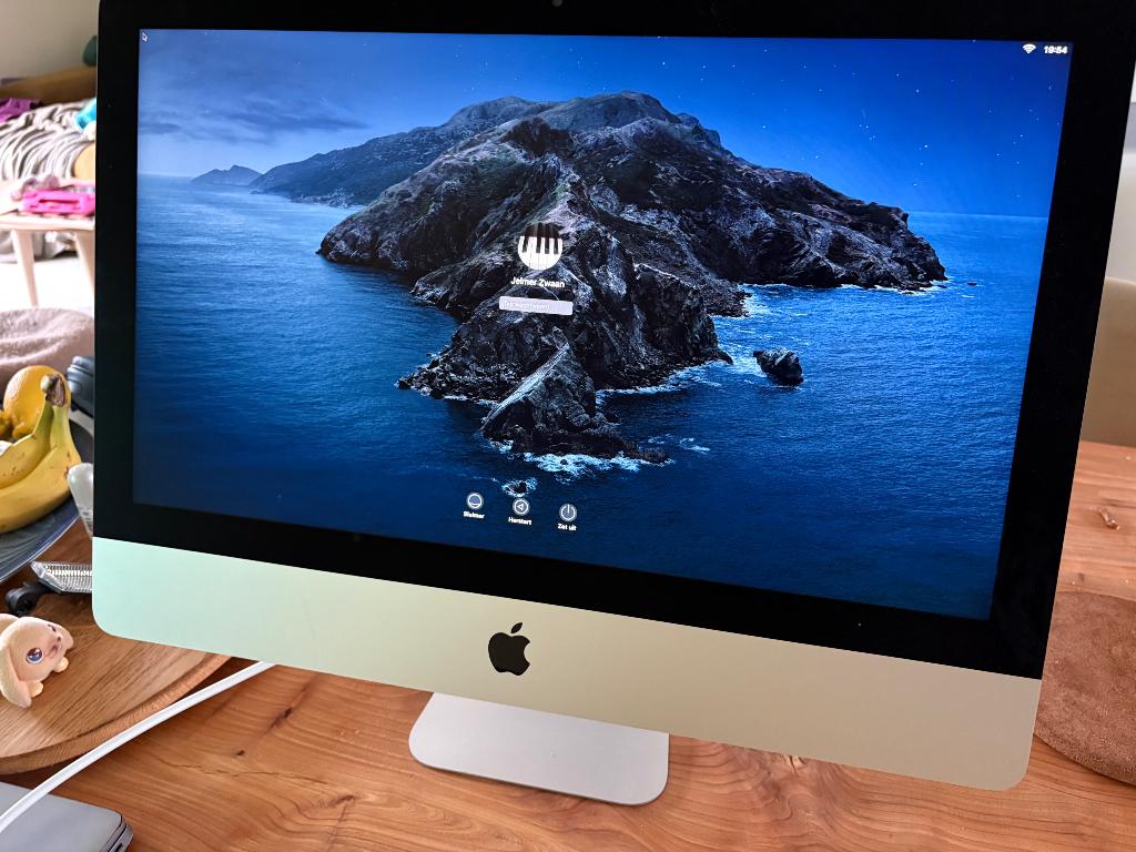 Apple iMac 21.5” (Late 2015), Ophalen, IMac, Zo goed als nieuw, 1 TB