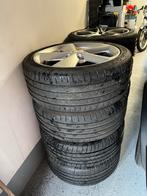 Skoda 18 inch lichtmetalen velgen met banden 225/40/18, Ophalen, 18 inch, Gebruikt, Banden en Velgen