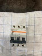 Merlin Gerin Multi 9 C60a B16 3-polige automaat, Ophalen of Verzenden, Gebruikt, Schakelaar