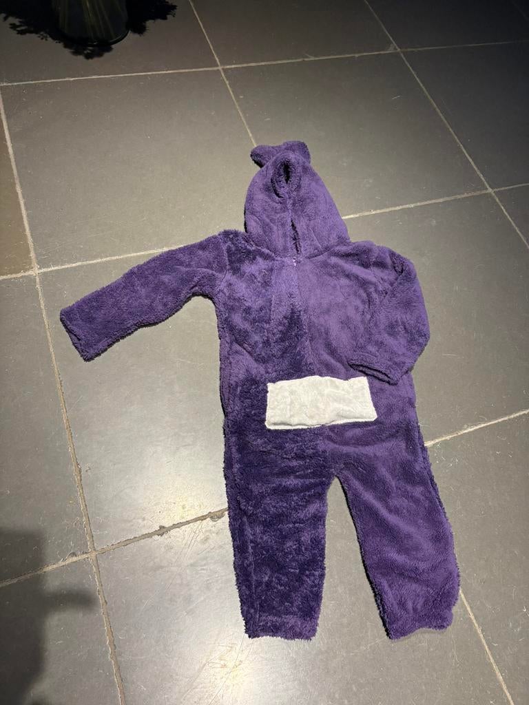 NIEUW Teletubbie pak Tinky Winky maat 110, Ophalen of Verzenden, Zo goed als nieuw