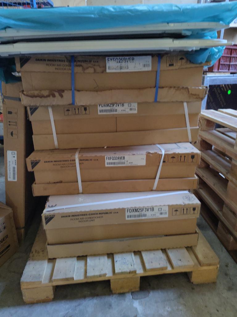 Daikin airco binnenunits diverse soorten NIEUW in DOOS, Witgoed en Apparatuur, Airco's, Nieuw, Wandairco, 100 m³ of groter, 3 snelheden of meer