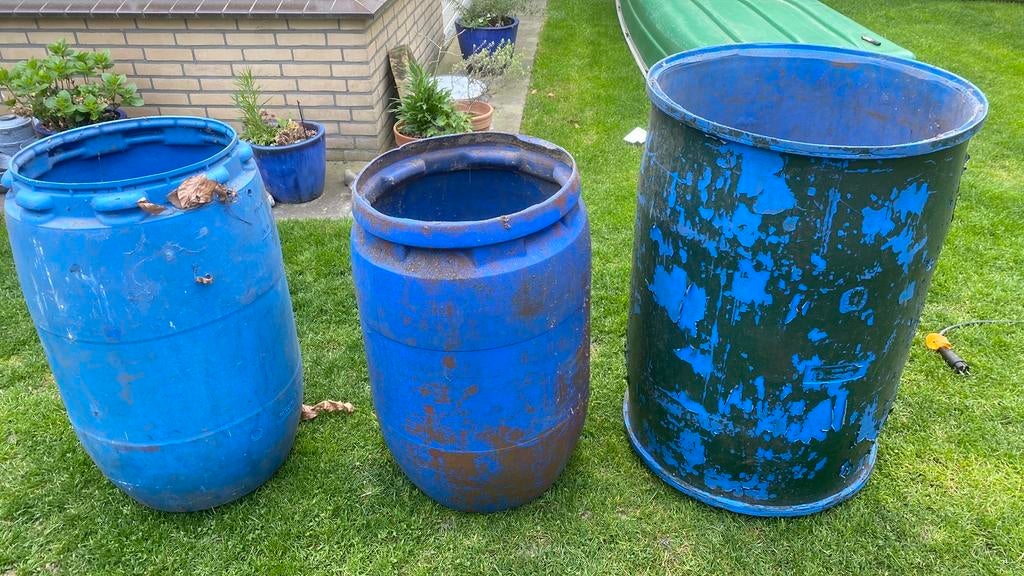 GRATIS 3 Regentonnen, Tuin en Terras, Regentonnen, 150 liter of meer, Ophalen, Zo goed als nieuw