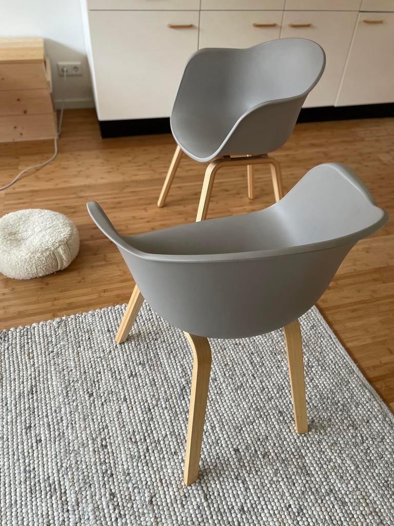 Set van 2 kuipstoelen/eerkamerstoelen, grijs, mooi design!, Ophalen, Zo goed als nieuw, Grijs