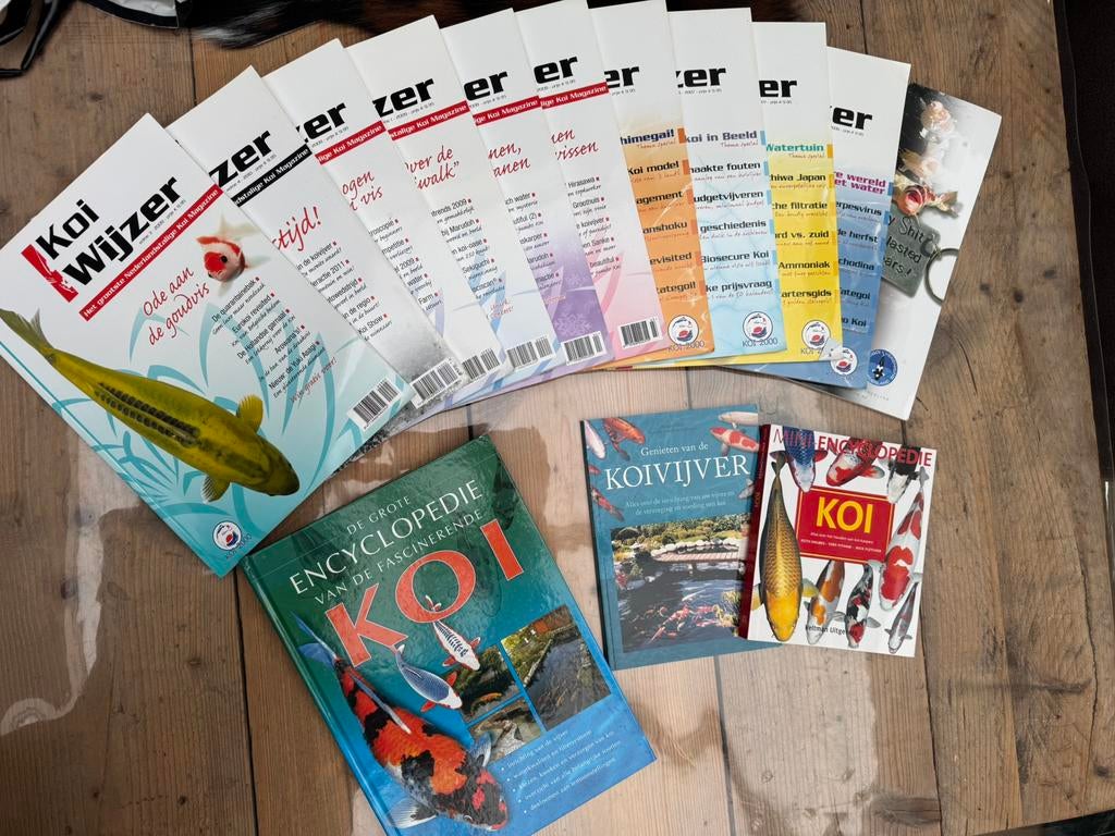 Koi en vijver boeken / tijdschriften pakket twv €195,-!!, Ophalen of Verzenden, Zo goed als nieuw